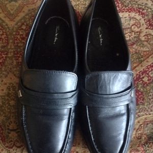 Men's dress shoes